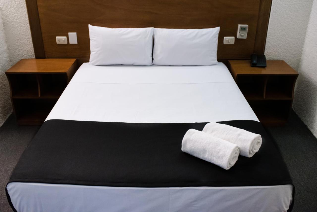 Hotel Central Irapuato - Hotel En Irapuato Εξωτερικό φωτογραφία